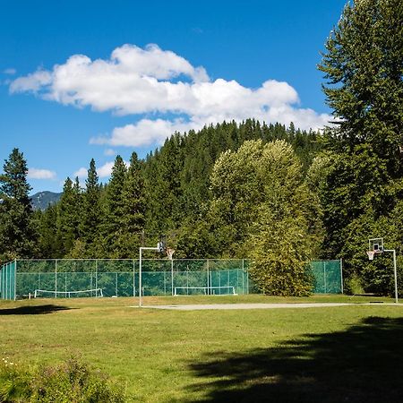 Leavenworth Camping Resort Tiny House Rudolf Bagian luar foto