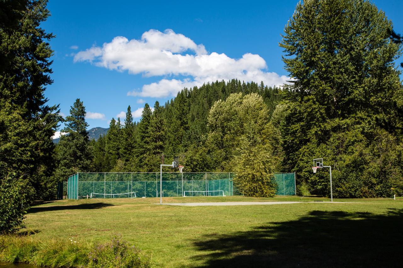 Leavenworth Camping Resort Tiny House Rudolf Bagian luar foto